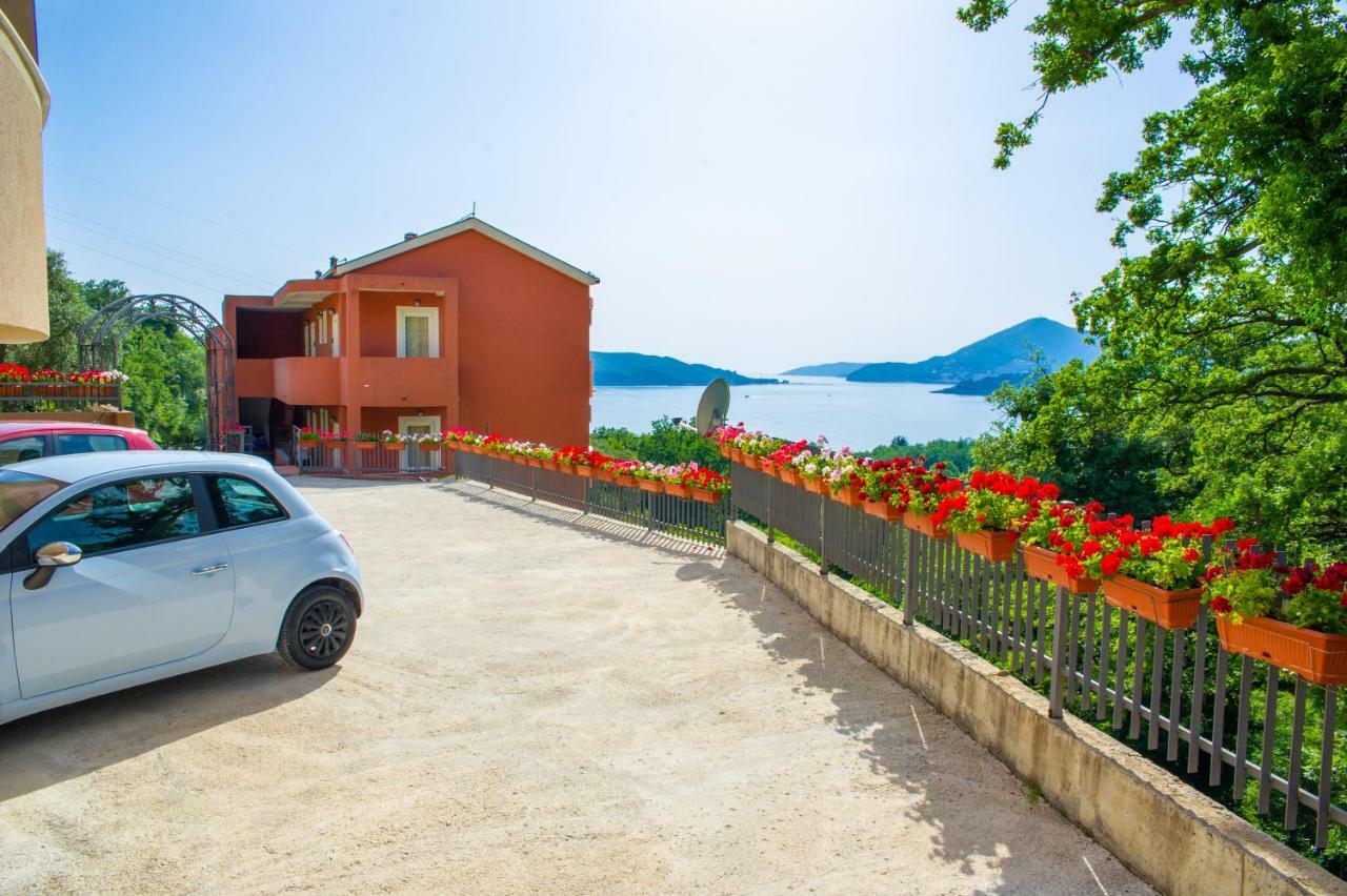 Alessandra Apartments Sveti Stefan Exteriér fotografie